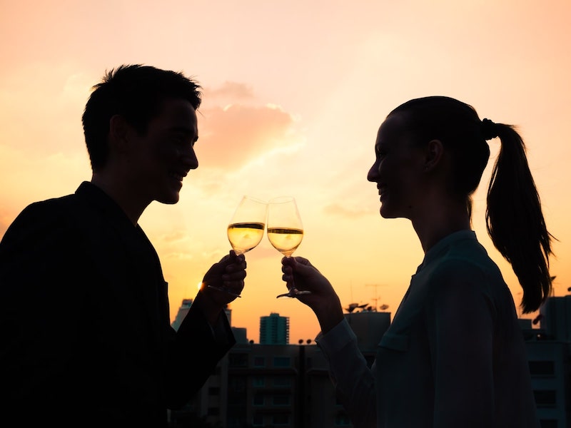 Dating guidelines: how to handle those first dates